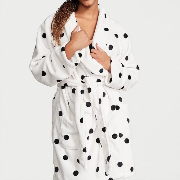 Victoria's Secret Other - Victoria’s Secret Women's Polka Dot Robe